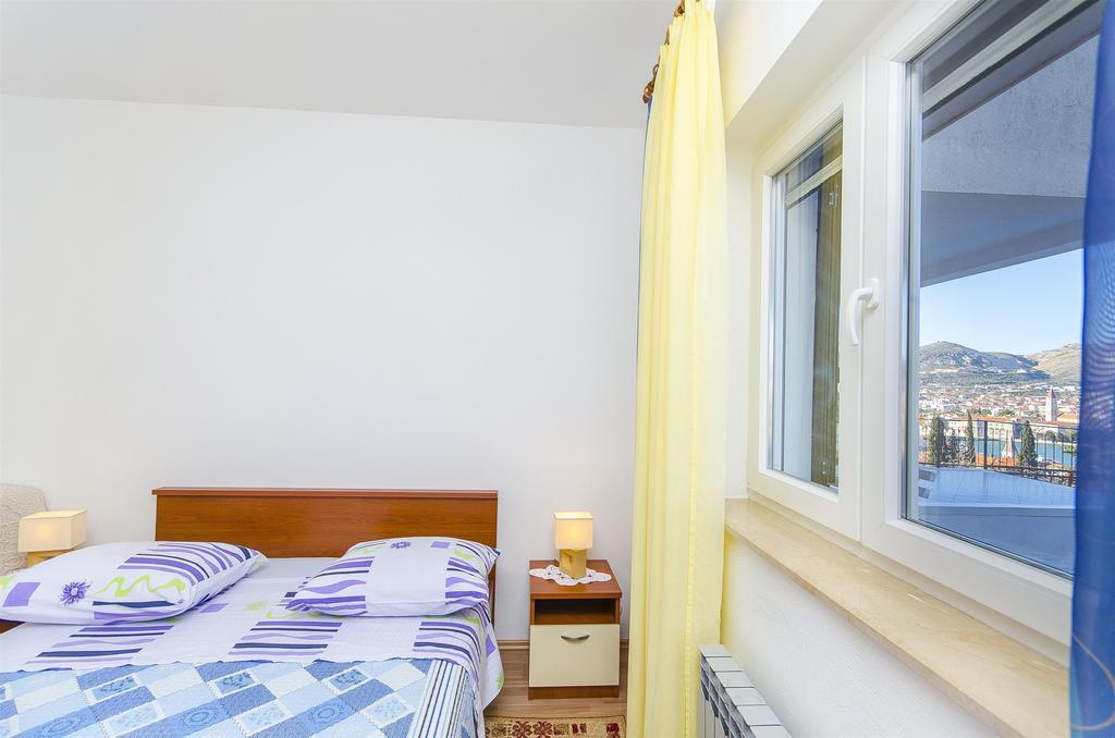 Apartment Marijana Trogir Exterior foto